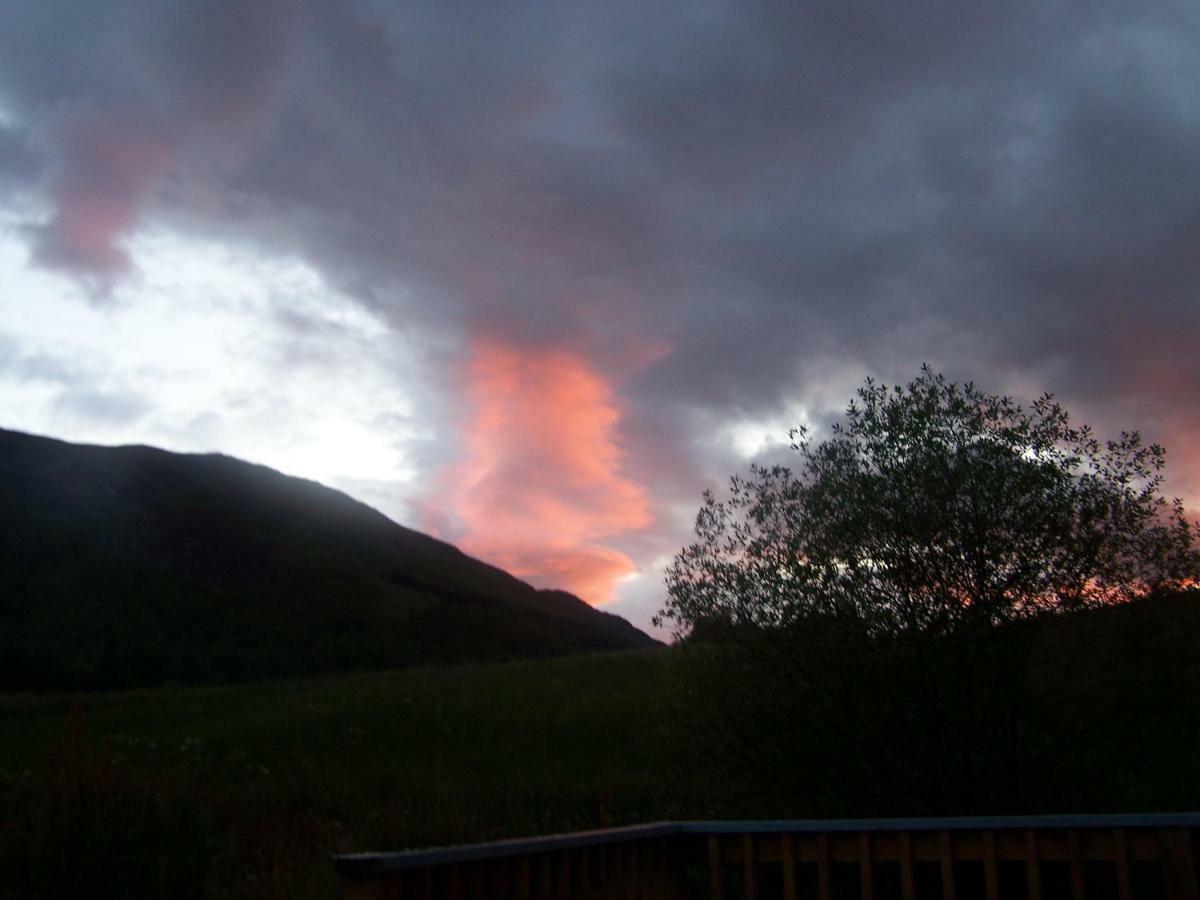 Clifton Cottage Tyndrum Exteriör bild